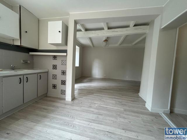 Maison vente à Montmorillon, Charroux