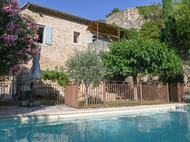 Maison vente à Apt, Taillades