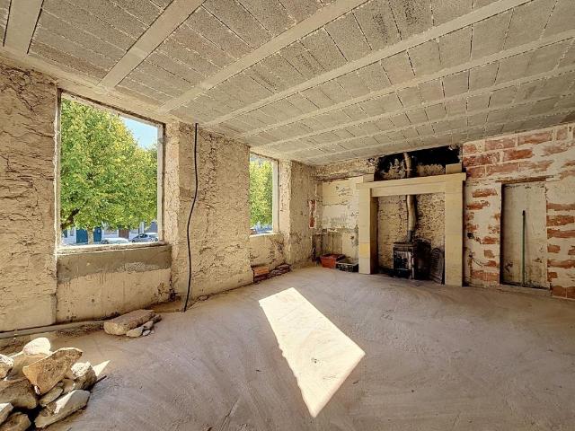 Maison vente à Saint-Geniez-d'Olt, Saint-Geniez d'Olt et d'Aubrac