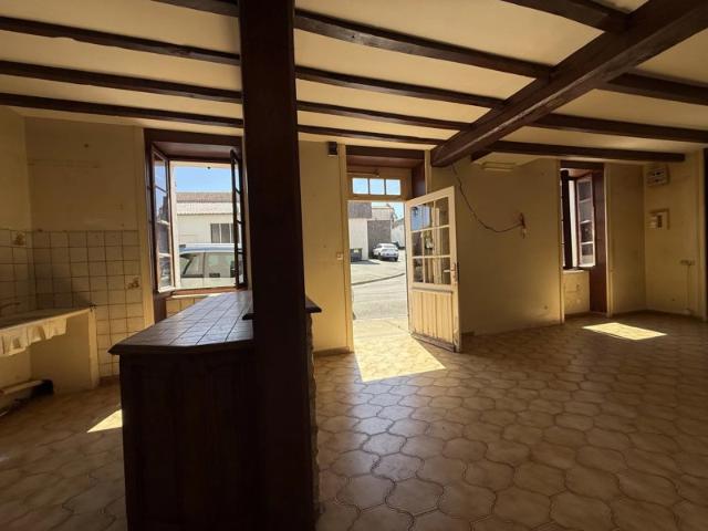 Maison vente à Jonzac, Nieul-le-virouil