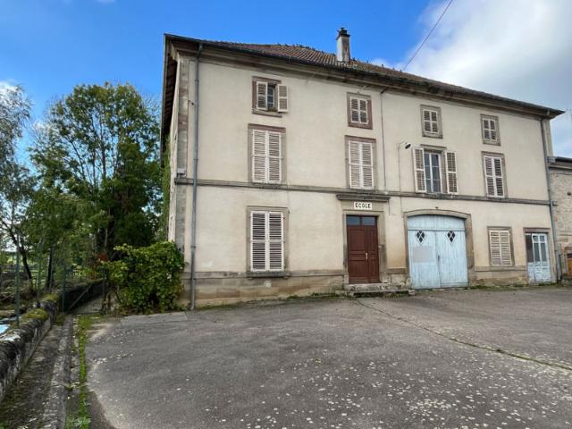 Maison vente à Neufchâteau, Valleroy-aux-saules
