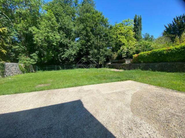 Maison location à Mantes-la-Jolie, Rosay