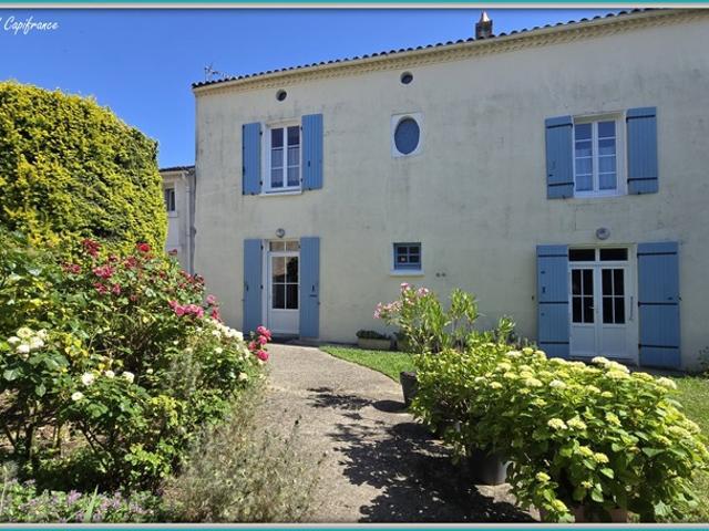 Maison vente à Saint-Jean-d'Angély, Loulay