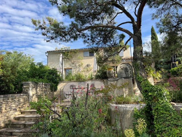 Maison vente à Apt, Ménerbes