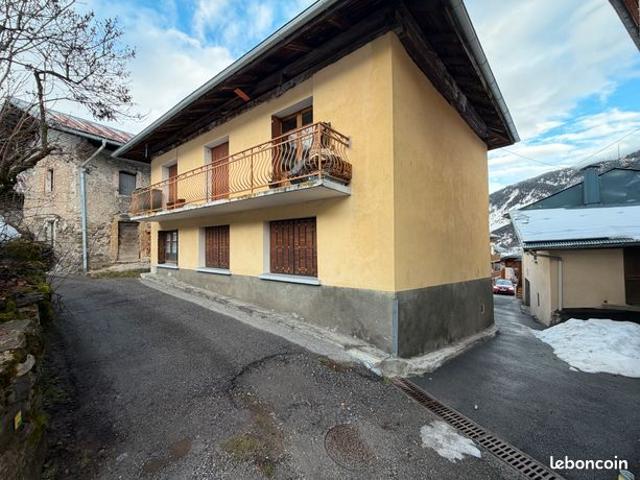 Maison vente à Albertville, Auvergne-Rhône-Alpes