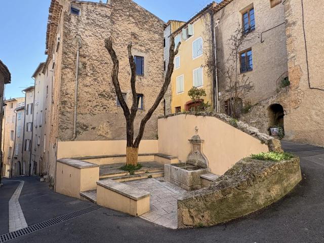 Maison vente à Brignoles, Cotignac