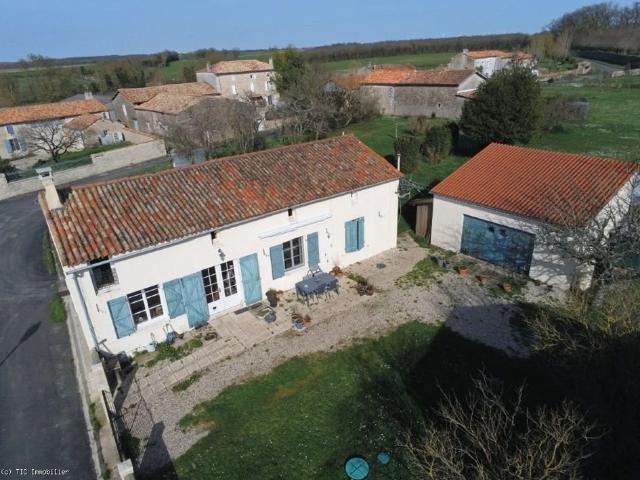 Maison vente à Confolens, Villefagnan