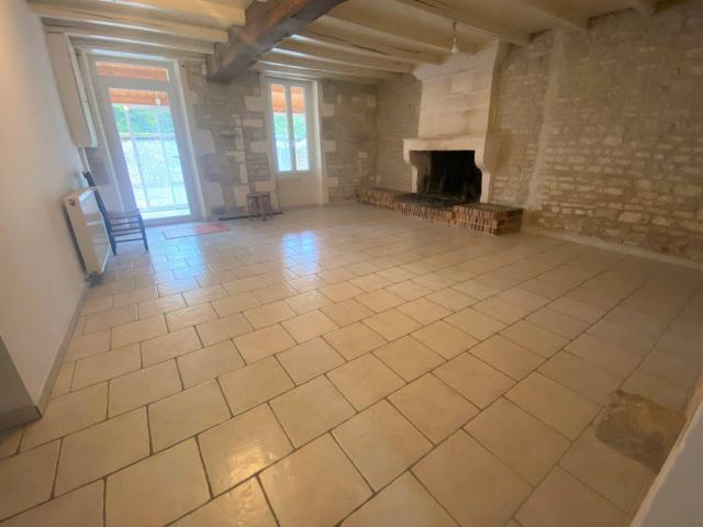 Maison location à Chassors, Charente