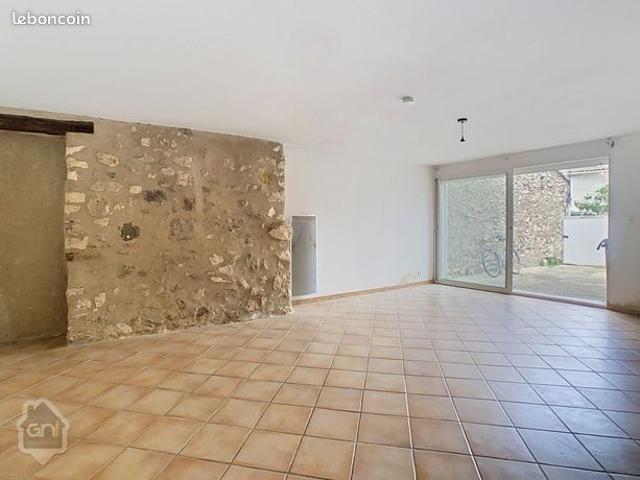 Maison vente à Arles, Mollégès