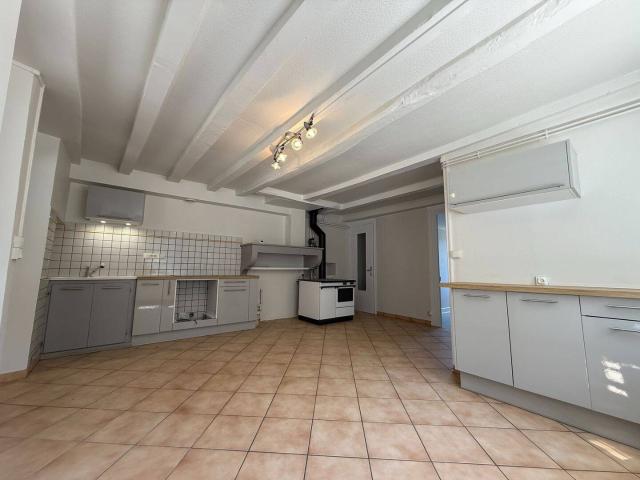 Maison location à Vers la Cure, Neuville-sur-Ain
