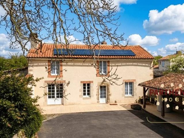 Maison vente à Parthenay, Lhoumois
