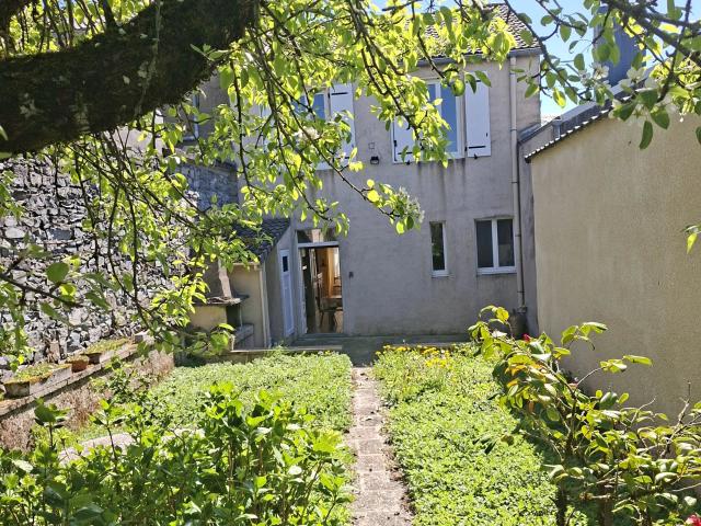 Maison vente à Castres, Saint-pierre-de-trivisy