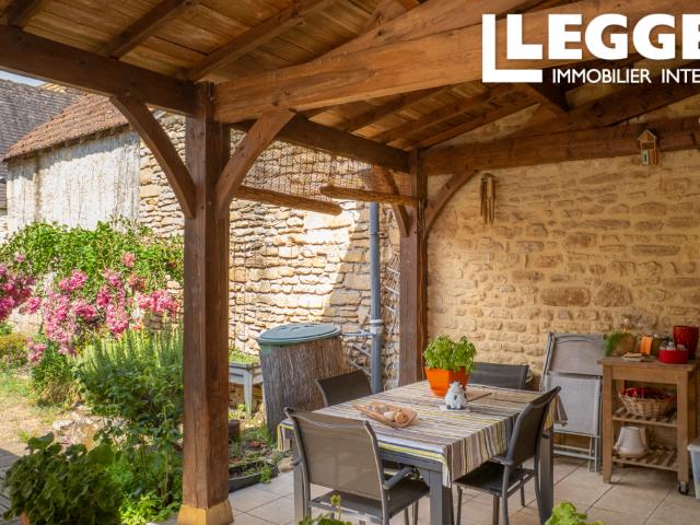 Maison vente à Sarlat-la-Canéda, Saint-léon-sur-vézère