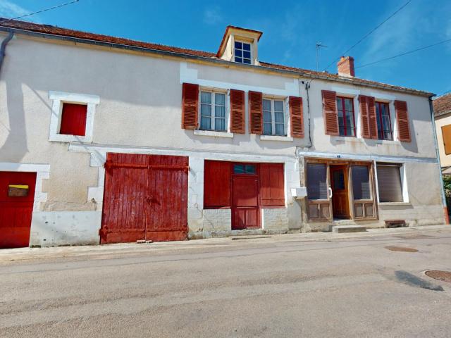 Maison vente à Clamecy, Brinon-sur-beuvron