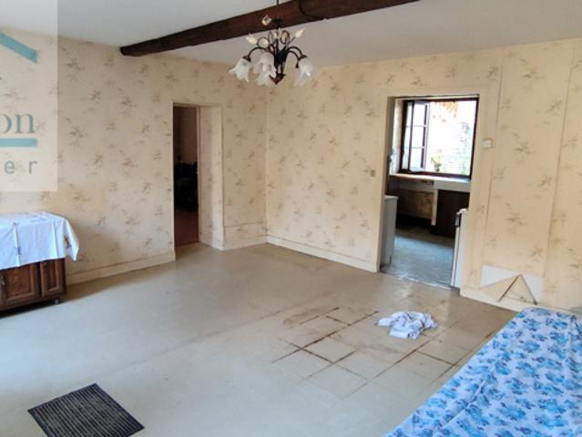 Maison vente à Avallon, Cruzy-le-châtel