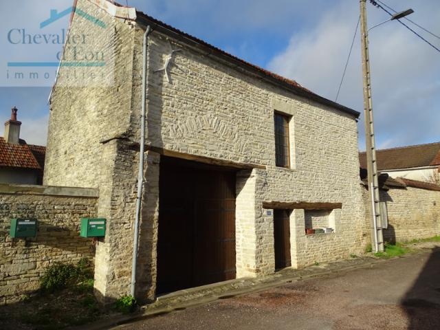 Maison vente à Avallon, Cruzy-le-châtel