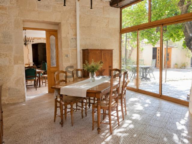 Maison vente à Nîmes, Montfrin