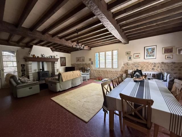 Maison vente à Oloron-Sainte-Marie, Préchacq-navarrenx