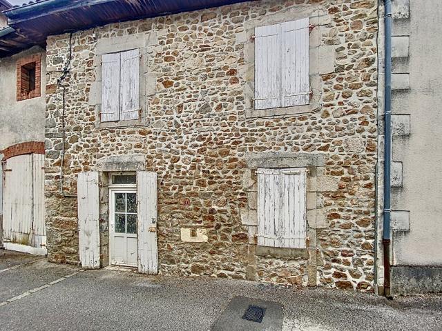 Maison vente à Rochechouart, Nouvelle-Aquitaine