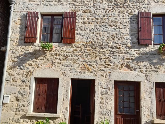 Maison vente à Belley, Ambutrix