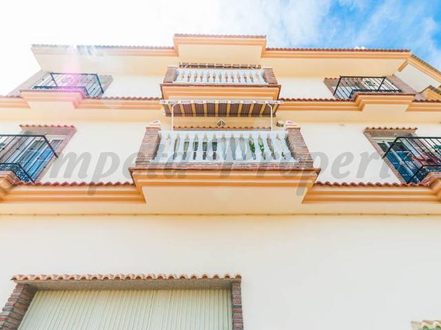 Casa en alquiler en Sedella