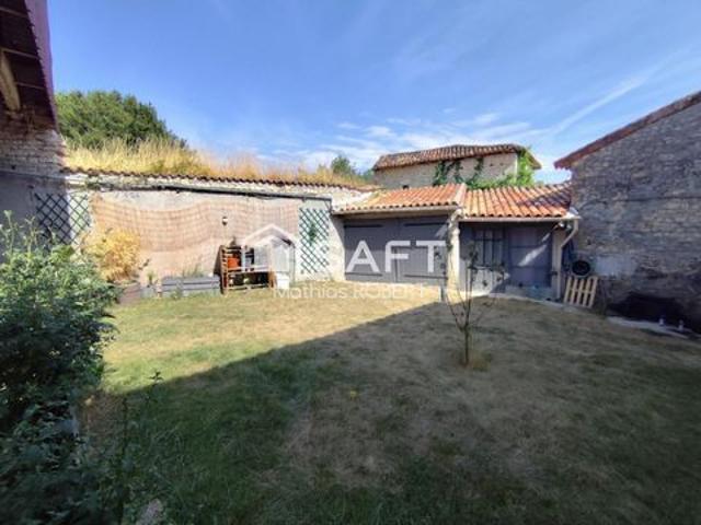 Villa vente à Confolens, Saint-amant-de-boixe