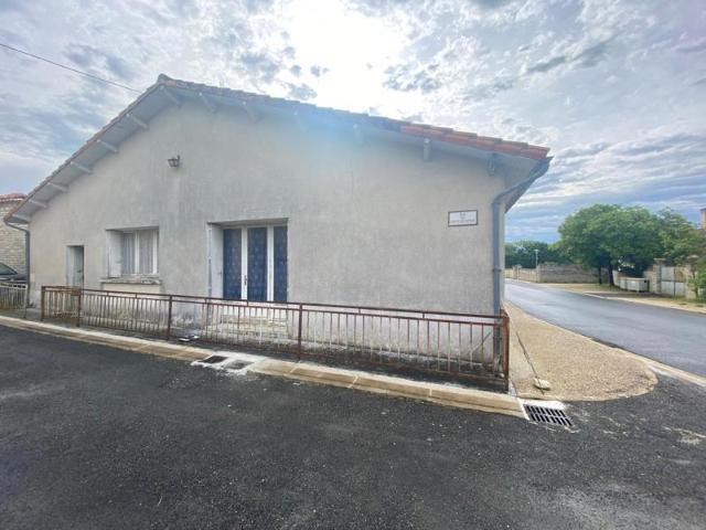 Maison vente à Confolens, La Chapelle