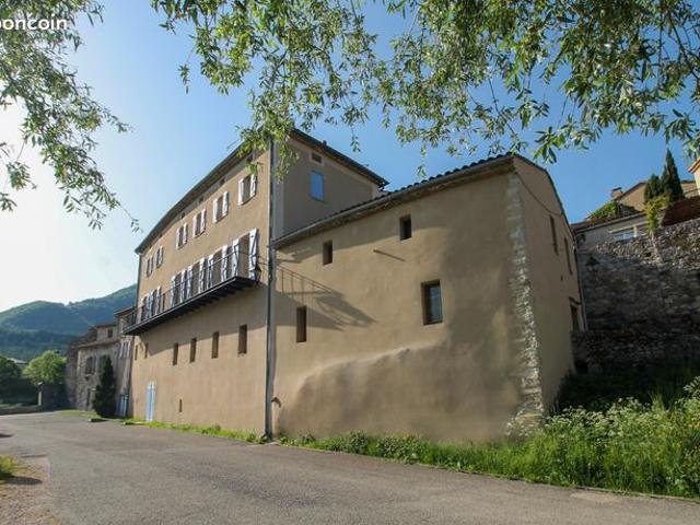 Maison vente à Carpentras, Savoillan