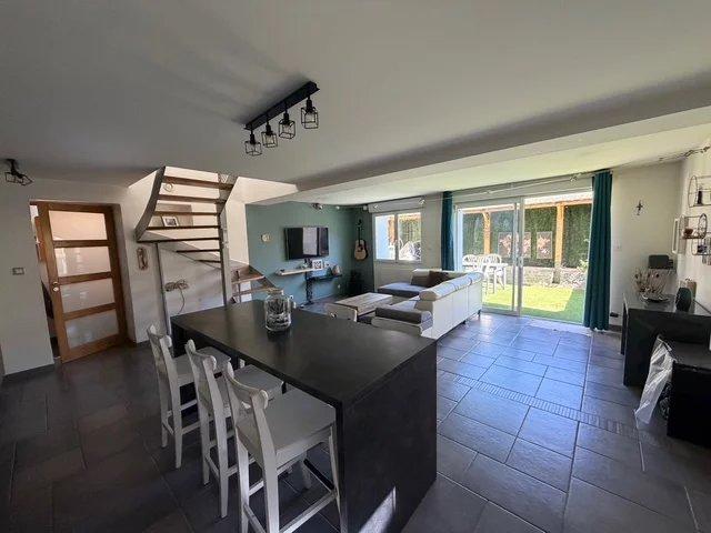 Maison vente à Bourg-en-Bresse, La Boisse
