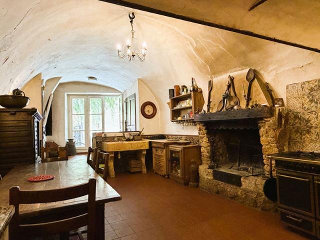 Maison vente à Aix-en-Provence, Jouques