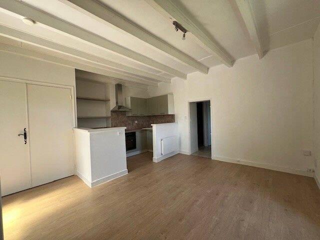 Appartement location à Barou, Laroque-Timbaut