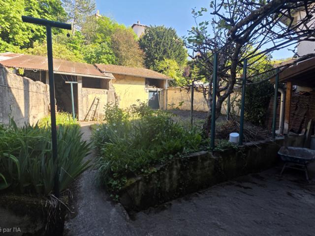 Maison vente à Vienne, Artas
