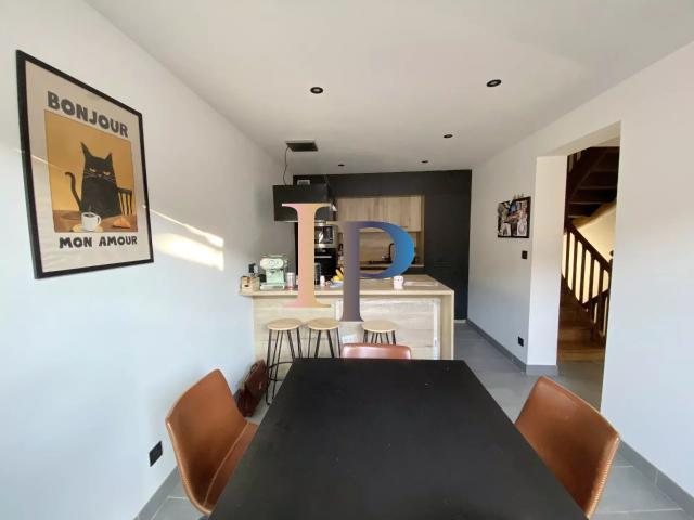 Maison vente à France métropolitaine, Coutouvre