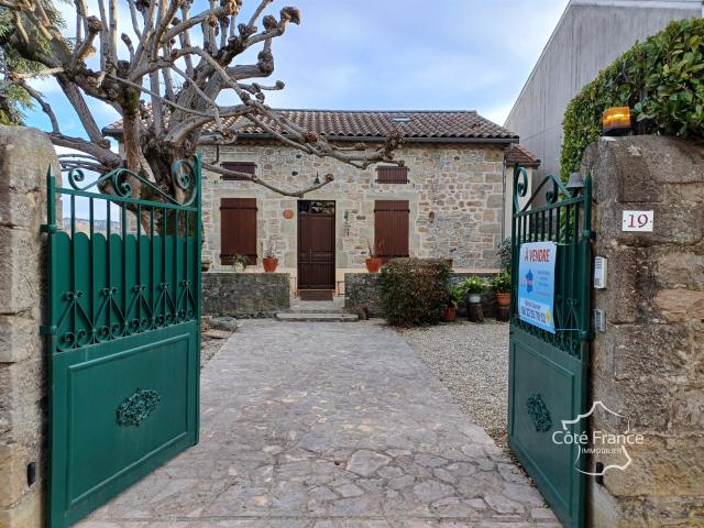 Maison vente à Largentière, Saint-privat