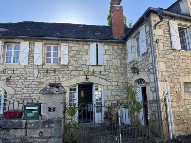 Maison vente à Gourdon, Sarrazac