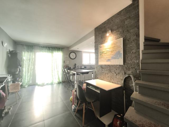 Maison location à Lodève, Nébian