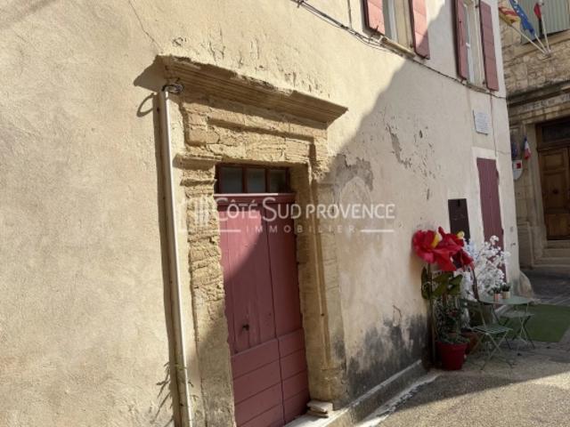 Maison vente à Carpentras, Venasque