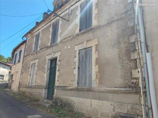 Maison vente à Chalais