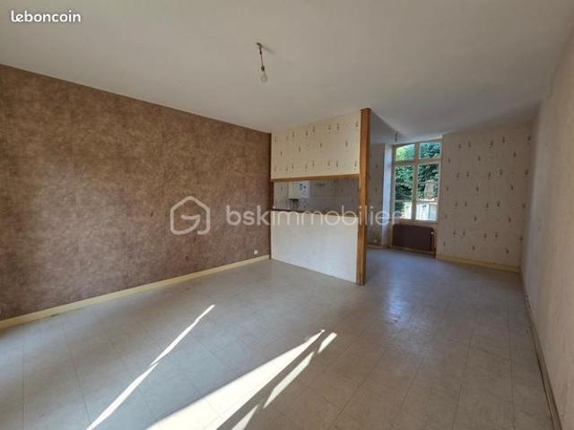 Maison vente à Parthenay, Vernoux-en-gâtine