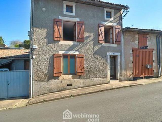 Villa vente à Montmorillon, Ceaux-en-couhé