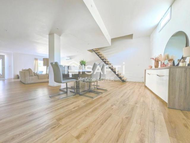 Maison vente à Arles, La Salle Les Alpes