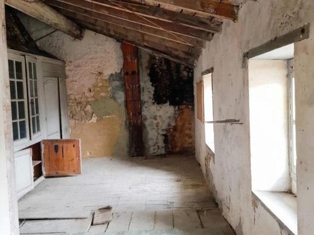Maison vente à Saint-Jean-d'Angély, Poursay-garnaud