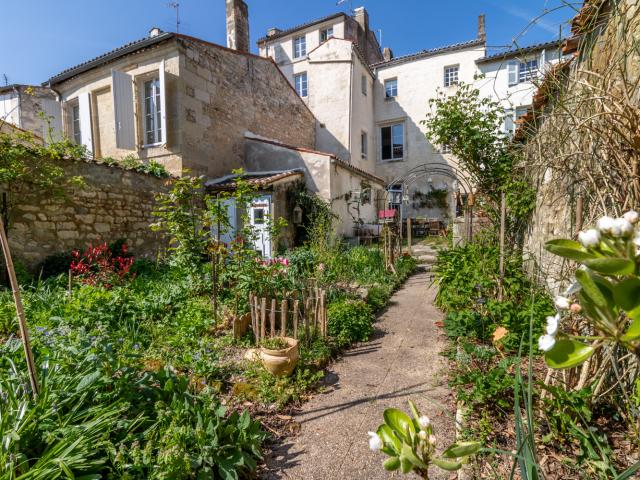 Maison vente à Saintes