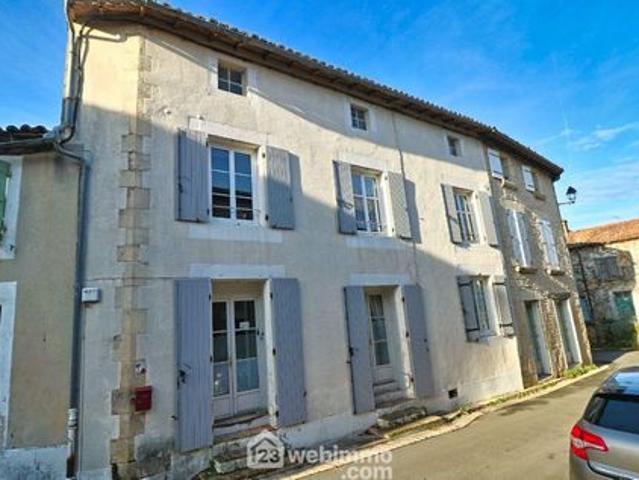 Villa vente à Montmorillon, Ceaux-en-couhé