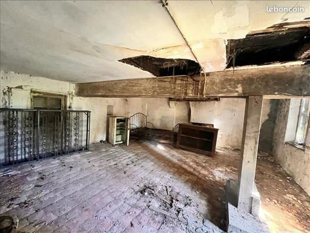 Maison vente à Saint-Amand-Montrond, La Celle-condé