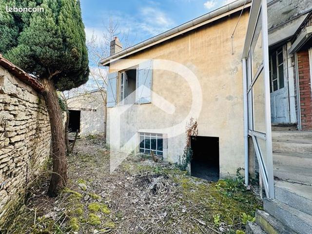 Maison vente à Sens, Chaumont