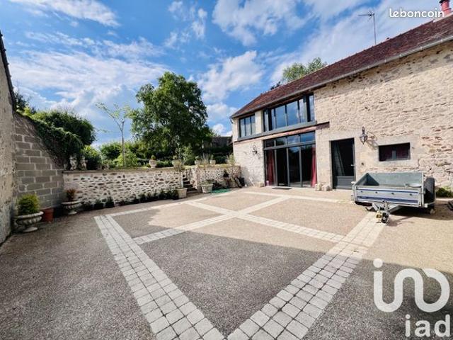 Maison vente à Aubusson, Boussac-bourg