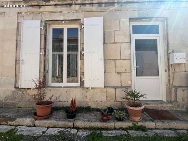Maison vente à Rochefort