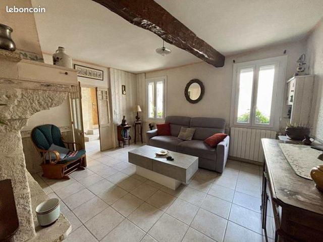 Maison vente à Nîmes, Aimargues