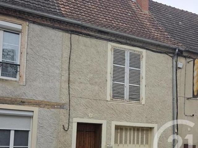 Maison vente à Nevers, Saint-pierre-le-moûtier